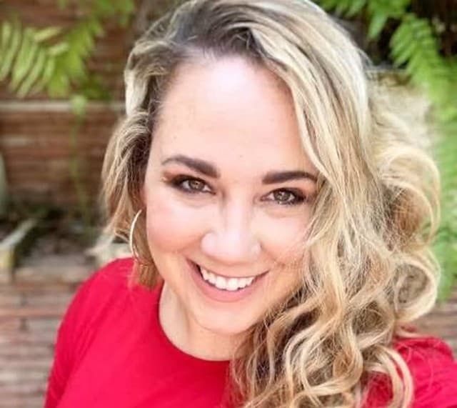 Kirsten Tyrrel, Performance Coach, Podcast Host of the Kirsten Tyrrel Show & The Millionaire University Podcast